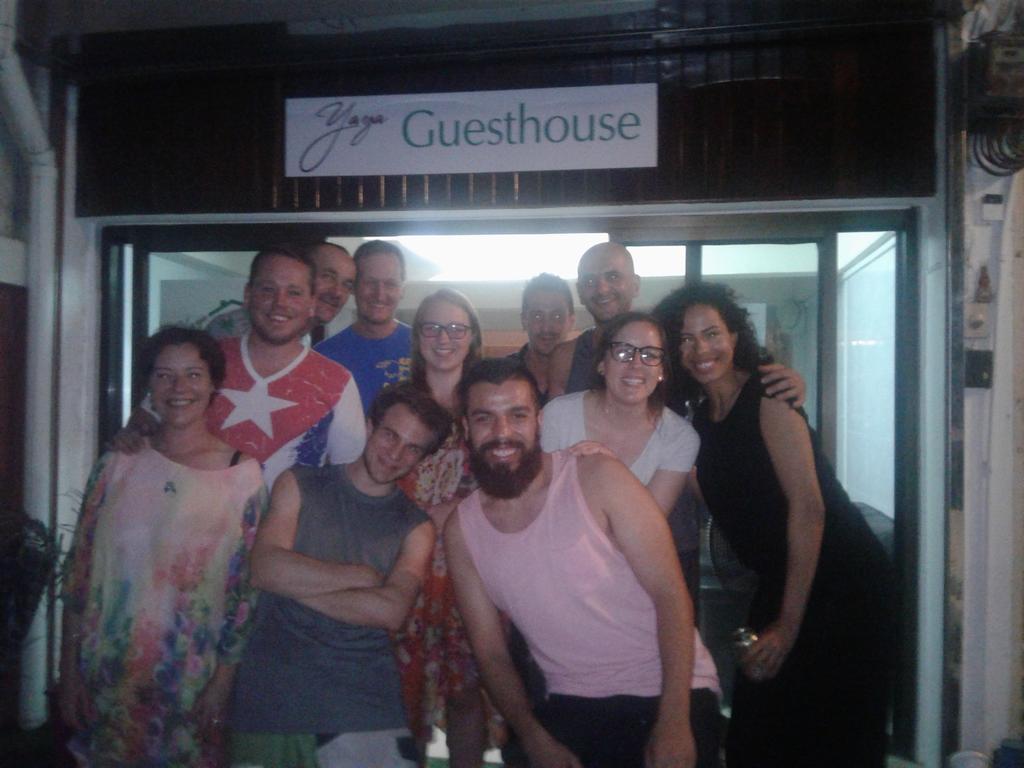 Yaya Guesthouse Bangkok Dış mekan fotoğraf