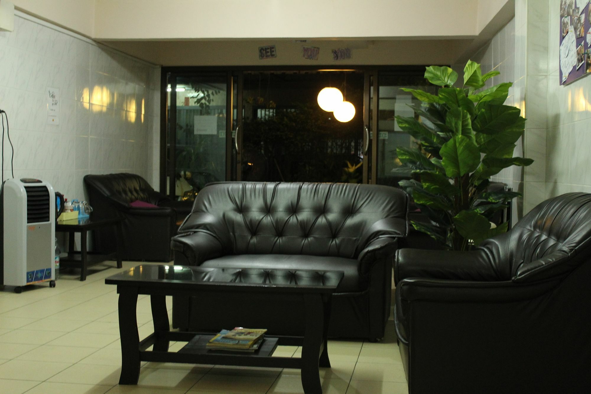 Yaya Guesthouse Bangkok Dış mekan fotoğraf