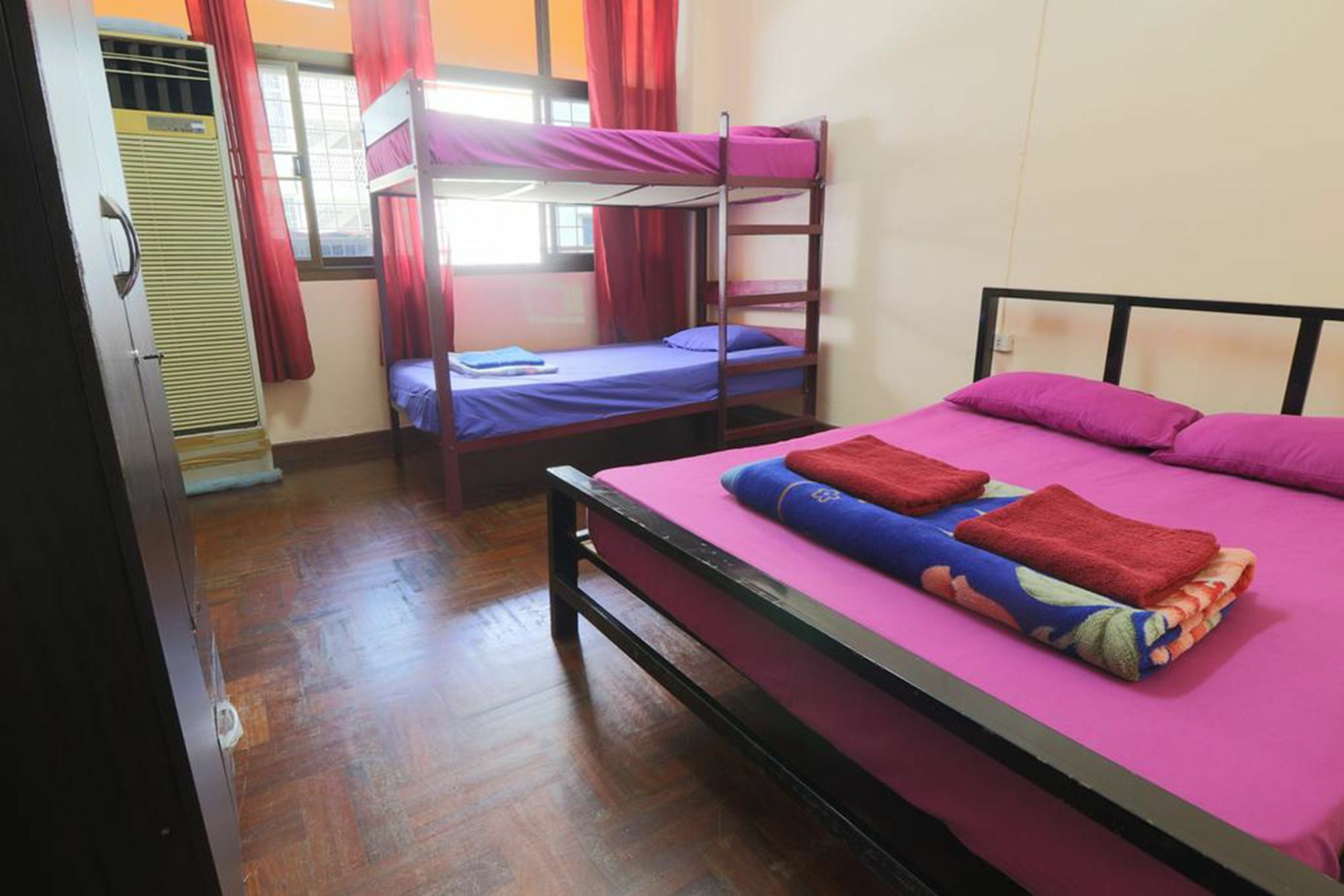 Yaya Guesthouse Bangkok Dış mekan fotoğraf