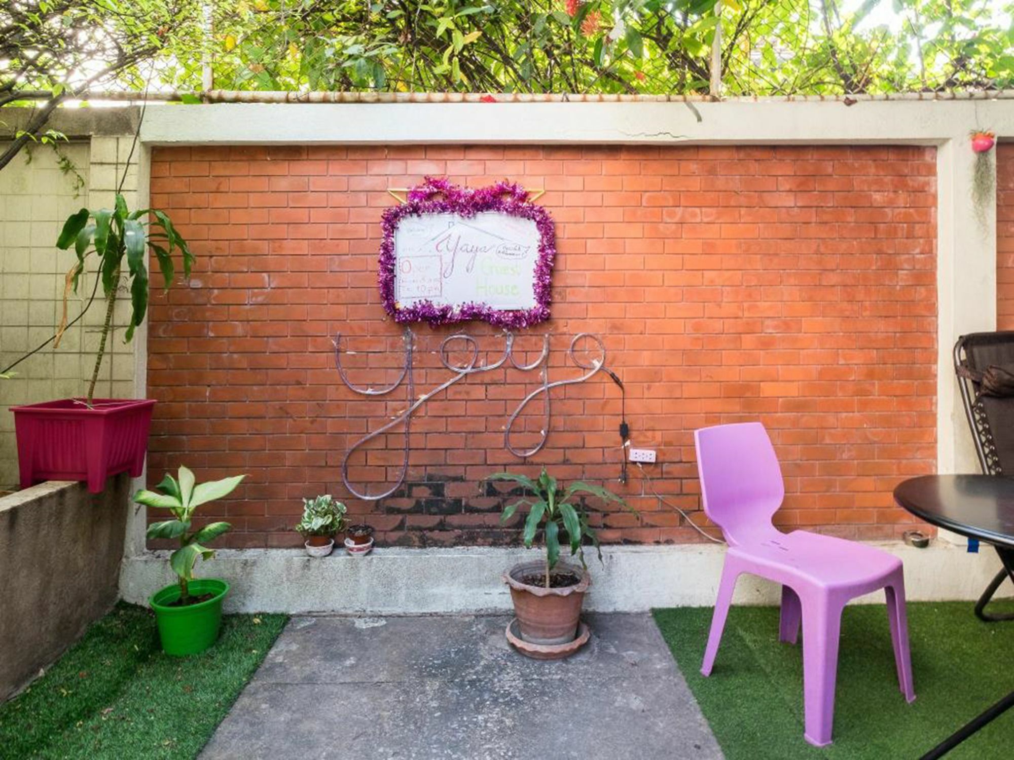 Yaya Guesthouse Bangkok Dış mekan fotoğraf